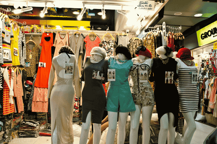 Shop the latest trends at Bangkok's fashion clothing shops